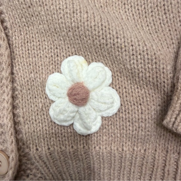 Luna Ivy brown and white Flower Sweater Cardigan Size large - Picture 6 of 10